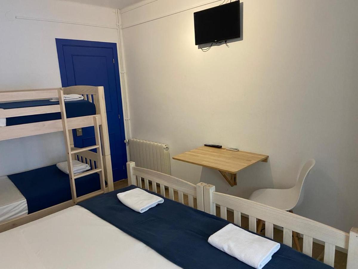 Hostal Porto Mar Салоу Екстериор снимка