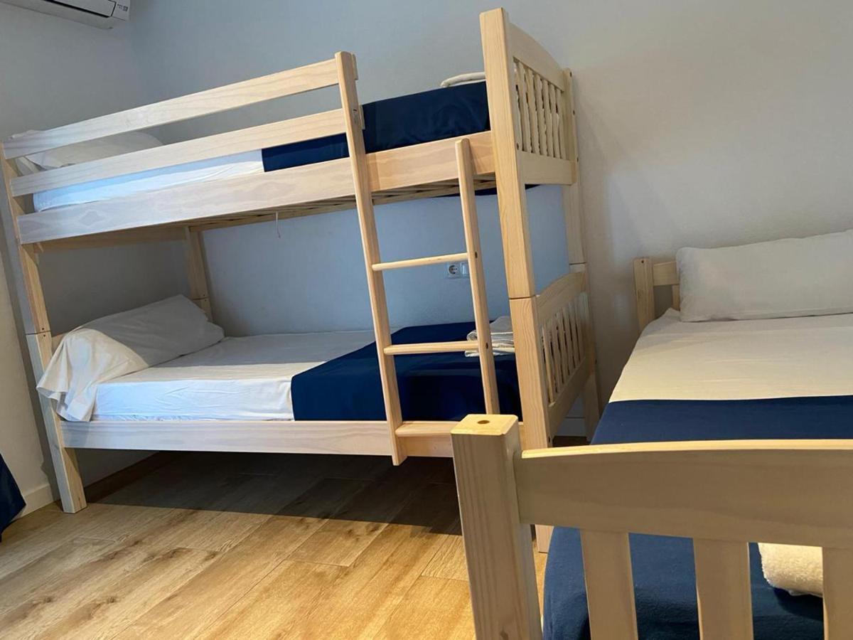 Hostal Porto Mar Салоу Екстериор снимка