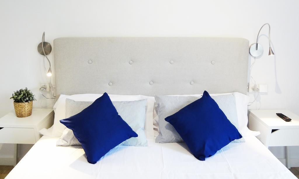 Hostal Porto Mar Салоу Екстериор снимка