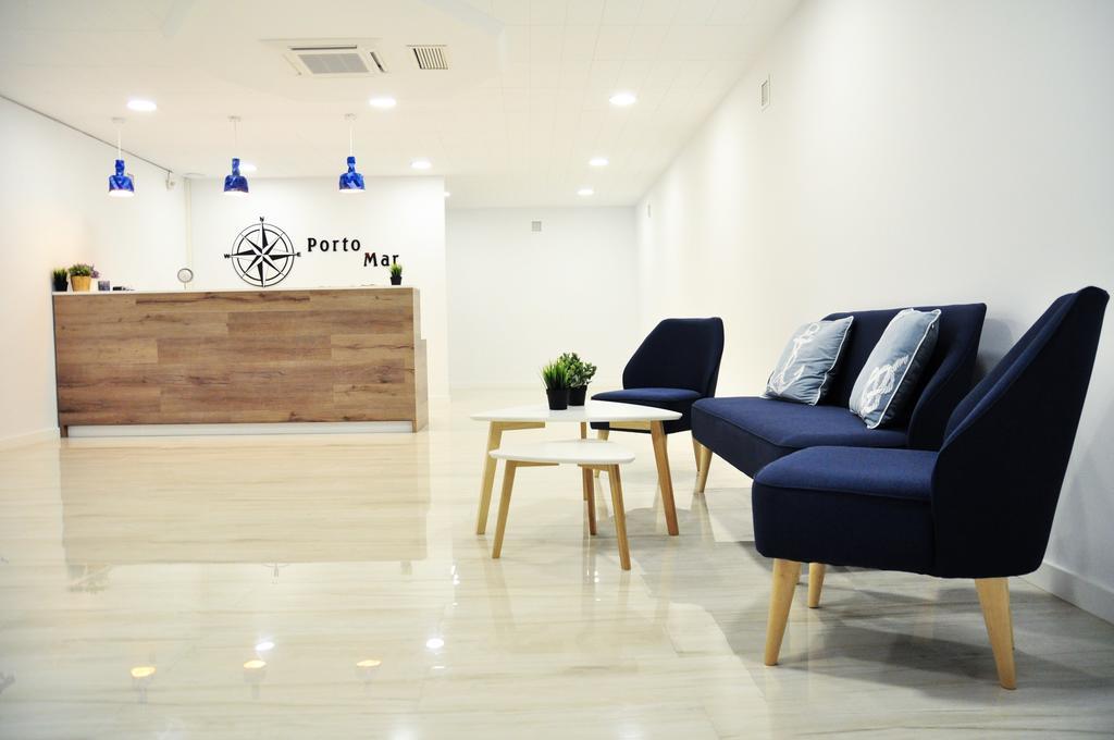 Hostal Porto Mar Салоу Екстериор снимка