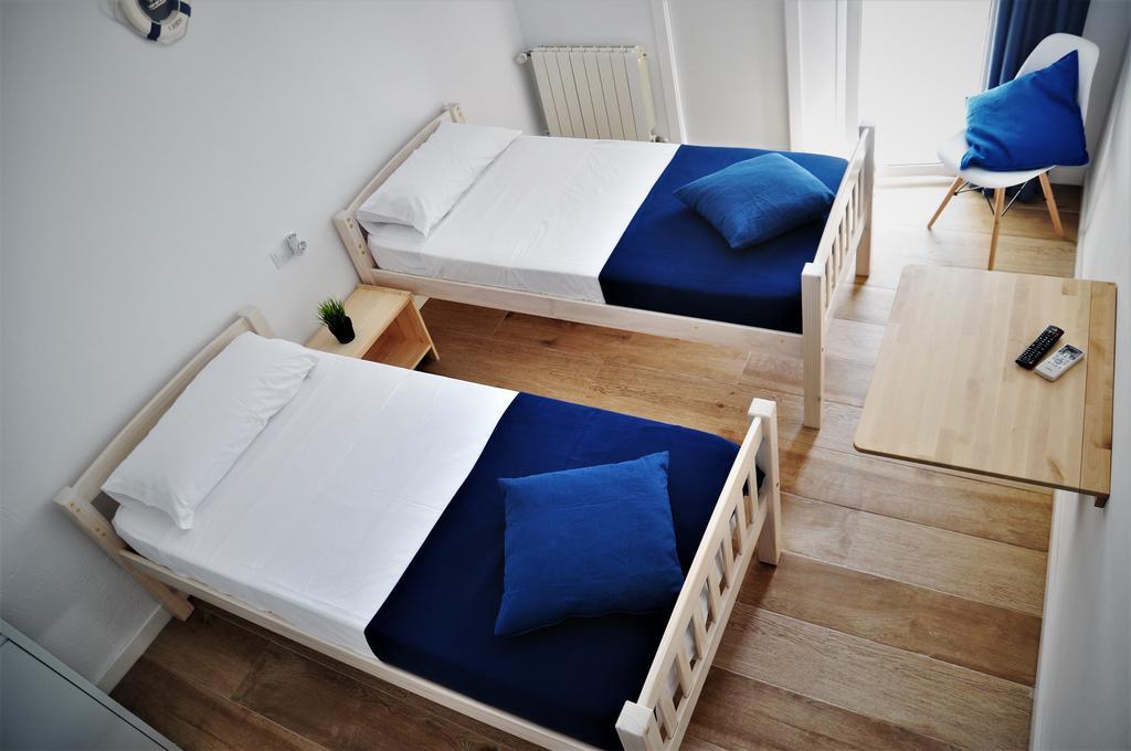 Hostal Porto Mar Салоу Екстериор снимка
