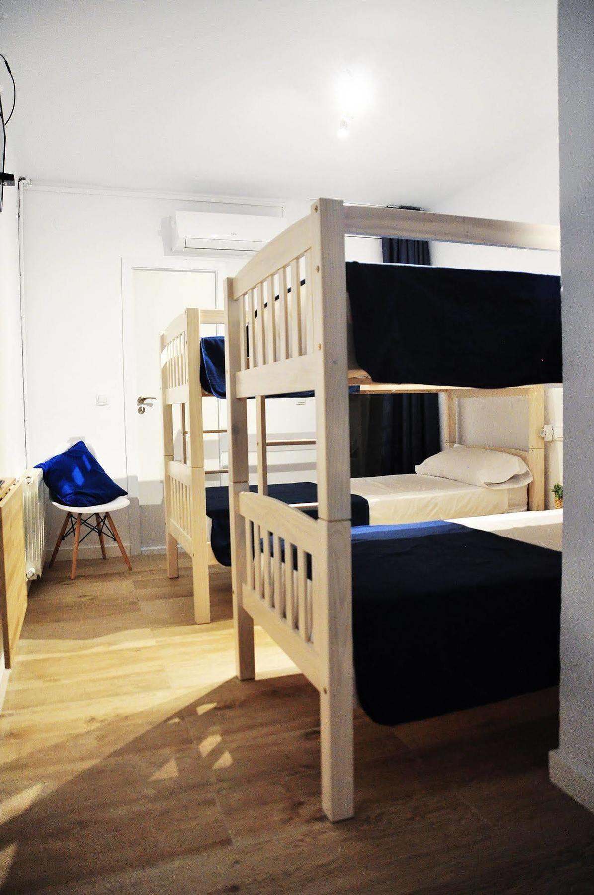 Hostal Porto Mar Салоу Екстериор снимка